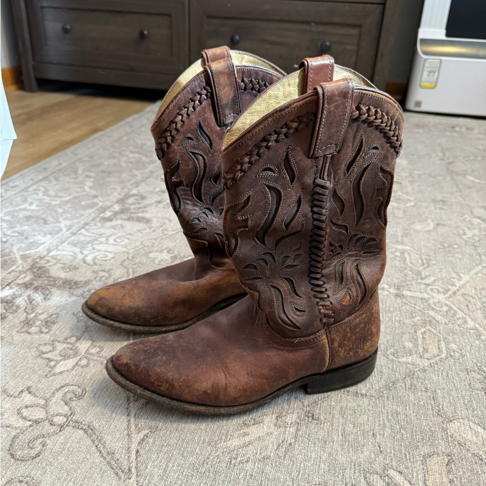 Frye Billy Cowboy Boots - Brown
